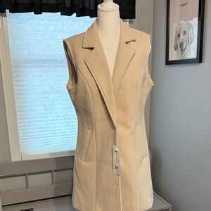 Elegant Sleeveless Cream Vest for Women